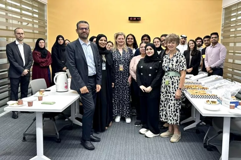 visit group picture